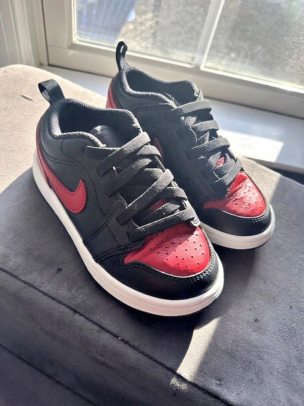Toddler Jordan 1 Low "Bred Toe" Sneakers Size 12C Red Black White DR9748-067
